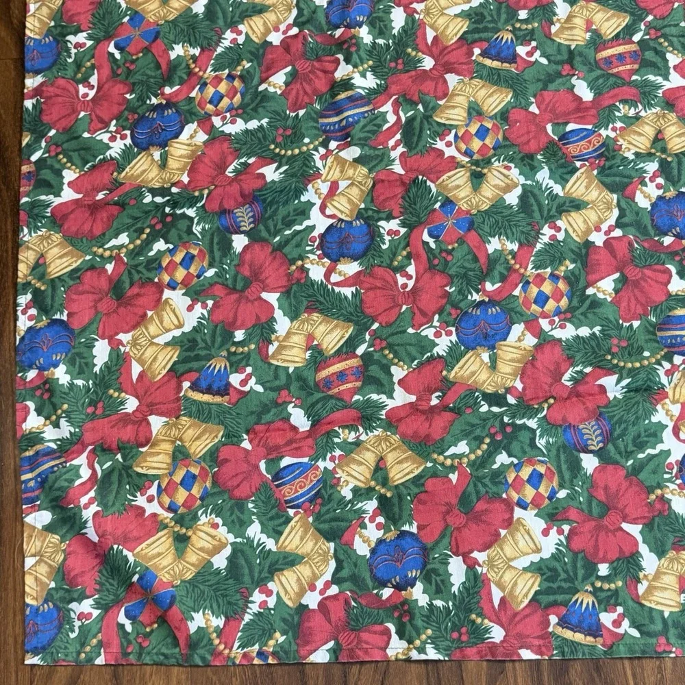 The Unbranded Brand vintage christmas